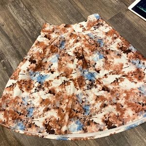 MIDI length floral skirt